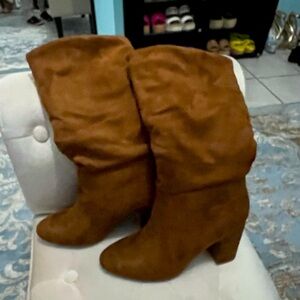 Chinese Laundry suede boots